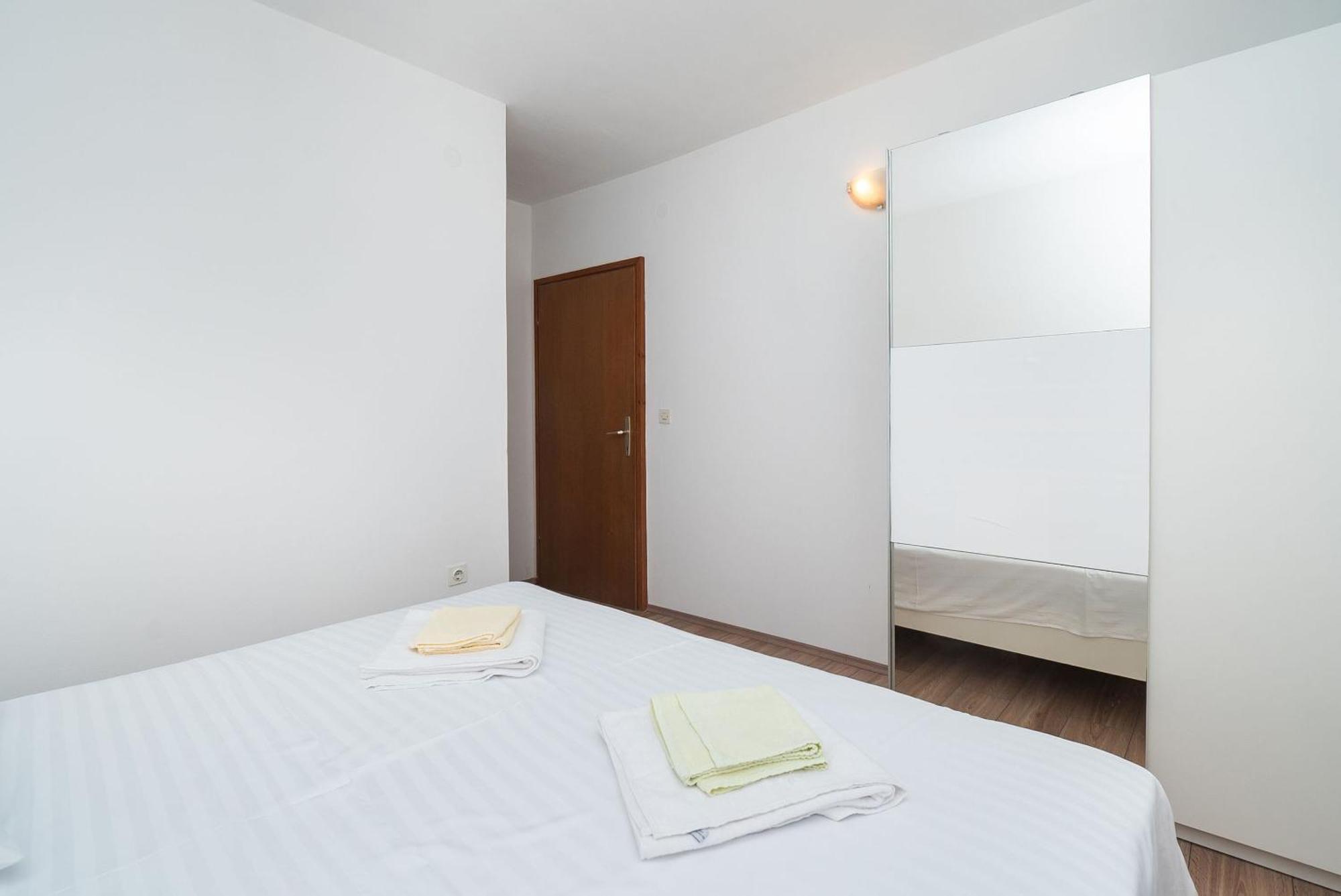 Apartment Ljuba Primošten Екстериор снимка