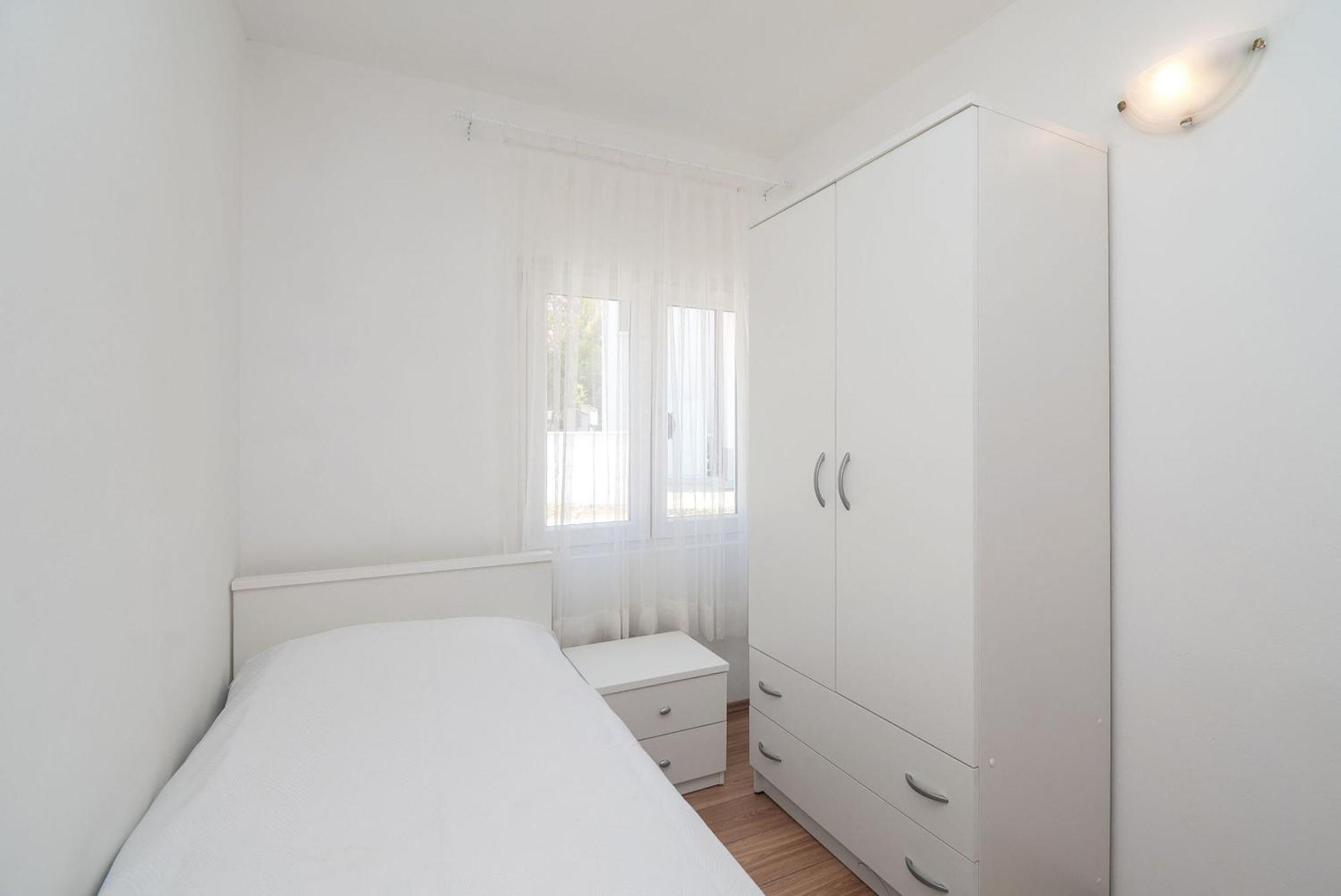 Apartment Ljuba Primošten Екстериор снимка
