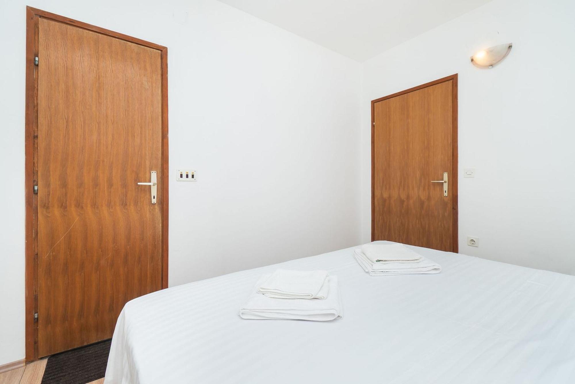 Apartment Ljuba Primošten Екстериор снимка